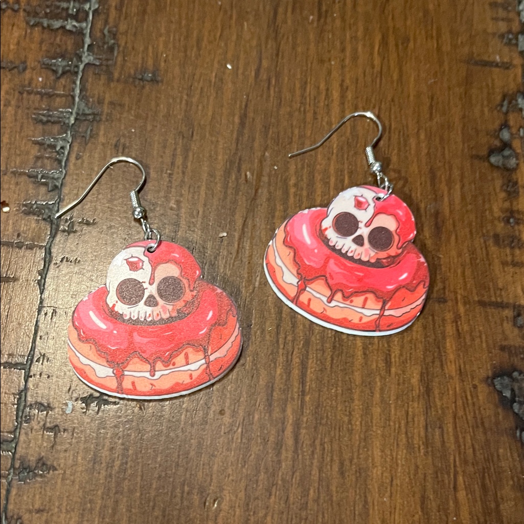 Skull Donut Earrings 538